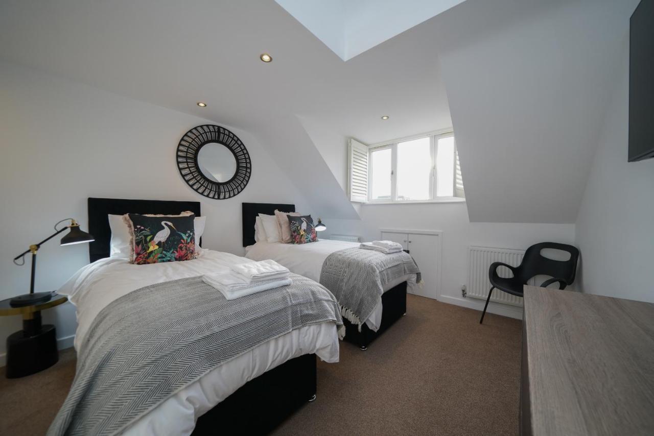 Apartment Castle Townhouse - Private Parking - 24 Hr Gym Access - Town Centre Kenilworth