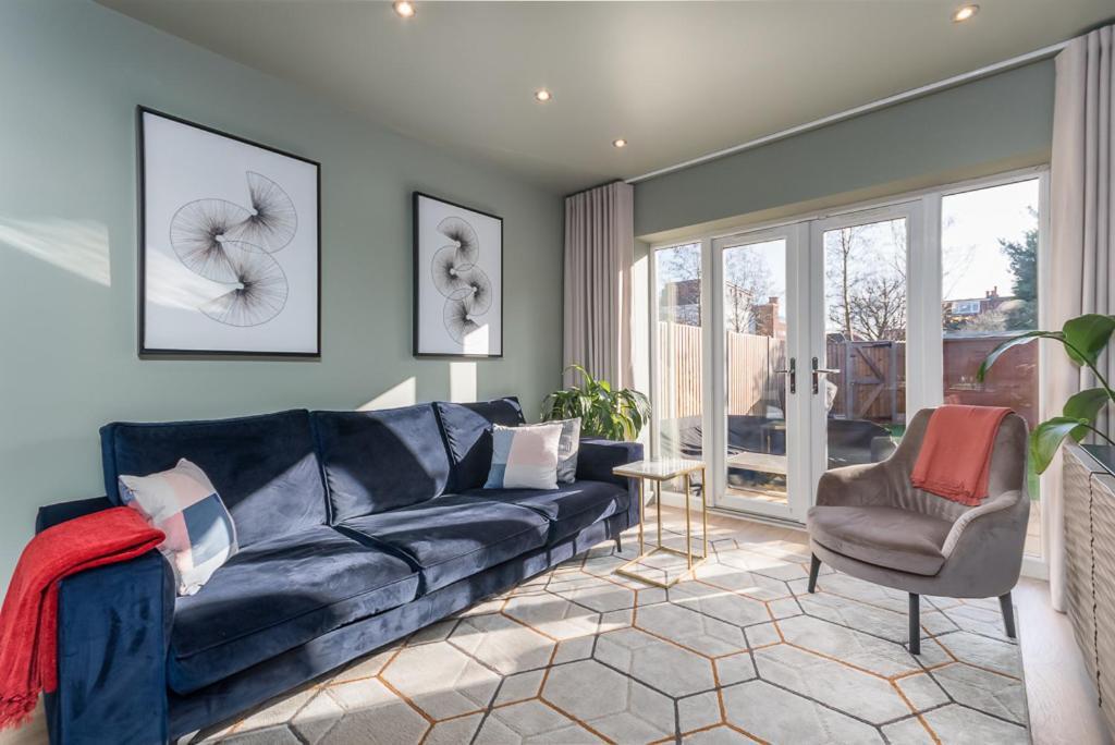 Apartment Castle Townhouse - Private Parking - 24 Hr Gym Access - Town Centre
